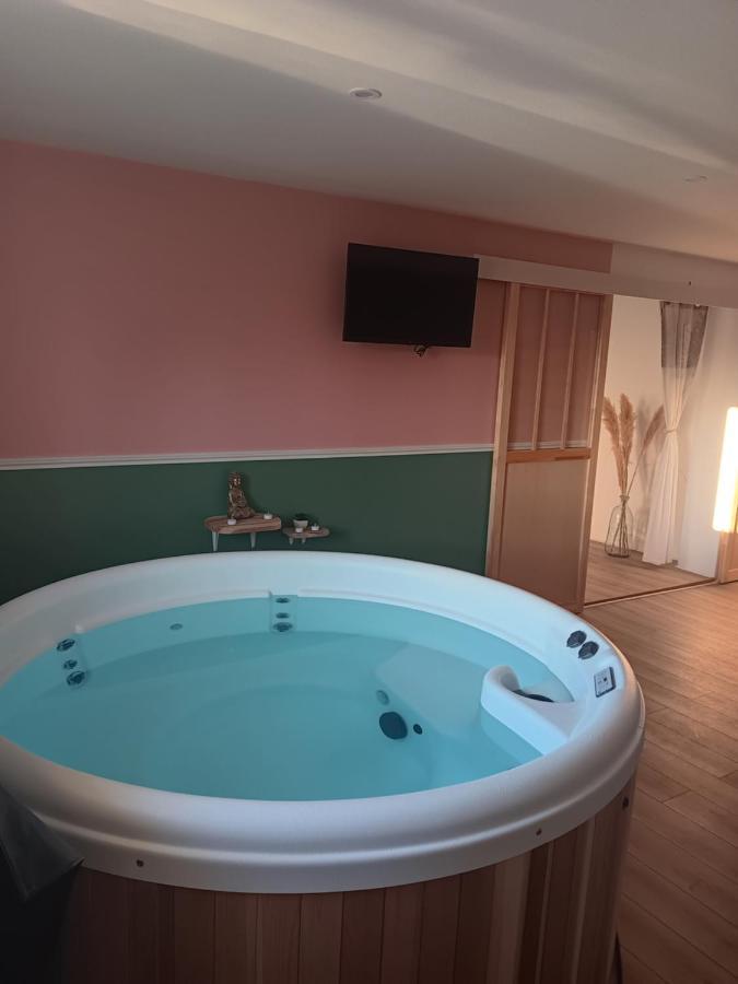 Hotel Gite Et Spa Au Secret Du Bonheur Pouilly-sur-Serre Exteriér fotografie